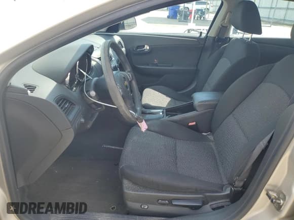 ✅ 2012 Chevrolet Malibu 1LT • VIN: 1G1ZC5E04CF250131 • Lot: 69627344. Listed on Copart with 114,723 mi. Free auction sales archive from the USA and detailed vehicle history report at DreamBid. Image 7.