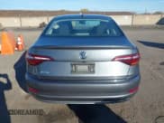 ✅ 2019 Volkswagen Jetta S • VIN: 3VWC57BU4KM105547 • Лот: 43651941. Опубликован ранее на IAAI с пробегом 164 530 миль. Бесплатный доступ к архиву аукционных продаж из США и подробный отчёт об истории автомобиля на DreamBid. Изображение 17.