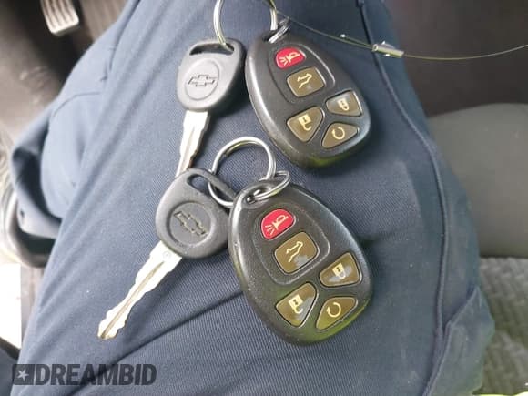 ✅ 2011 Chevrolet Traverse 2LT • VIN: 1GNKVJED3BJ117961 • Lot: 41958005. Wystawiony na IAAI z przebiegiem 266 476 mil. Bezpłatny archiwum sprzedaży aukcyjnych z USA i szczegółowy raport historii pojazdu na DreamBid. Zdjęcie 11.