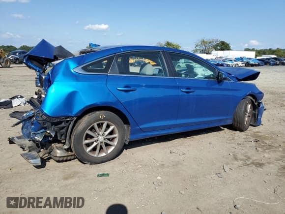 ✅ 2018 Hyundai Sonata SE • VIN: 5NPE24AF6JH609351 • Лот: 80443135. Опубликован ранее на Copart с пробегом 138 946 миль. Бесплатный доступ к архиву аукционных продаж из США и подробный отчёт об истории автомобиля на DreamBid. Изображение 3.