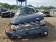 ✅ 2008 Chevrolet Suburban 1LT • VIN: 1GNFK163X8J217905 • Lot: 65910755. Wystawiony na Copart z przebiegiem Nie podano. Bezpłatny archiwum sprzedaży aukcyjnych z USA i szczegółowy raport historii pojazdu na DreamBid. Zdjęcie 5.