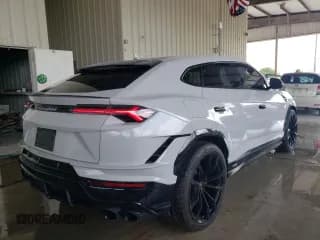 ✅ 2023 Lamborghini Urus S • VIN: ZPBUB3ZL4PLA27312 • Лот: 49779504. Опубликован ранее на Copart с пробегом 3 929 миль. Бесплатный доступ к архиву аукционных продаж из США и подробный отчёт об истории автомобиля на DreamBid. Изображение 3.