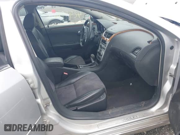 2009 Chevrolet Malibu 2LT z VIN 1G1ZJ57779F167141, wystawiony jako IAAI lot #42997465 z przebiegiem 200 477 mil mil oraz . Historia ofert i sprzedaży dostępna na DreamBid. Obrazek 5.