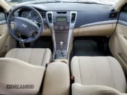 ✅ 2009 Hyundai Sonata GLS • VIN: 5NPET46C49H516125 • Лот: 85393364. Опубликован ранее на Copart с пробегом 44 492 миль. Бесплатный доступ к архиву аукционных продаж из США и подробный отчёт об истории автомобиля на DreamBid. Изображение 8.