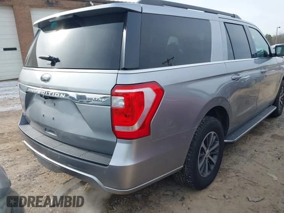 ✅ 2021 Ford Expedition Max XLT • VIN: 1FMJK1HT2MEA39793 • Lot: 41378661. Wystawiony na IAAI z przebiegiem 69 108 mil. Bezpłatny archiwum sprzedaży aukcyjnych z USA i szczegółowy raport historii pojazdu na DreamBid. Zdjęcie 4.