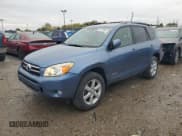 ✅ 2007 Toyota RAV4 Limited • VIN: JTMBD31V675078935 • Лот: 90715965. Опубликован ранее на Copart с пробегом 195 166 миль. Бесплатный доступ к архиву аукционных продаж из США и подробный отчёт об истории автомобиля на DreamBid. Изображение 1.