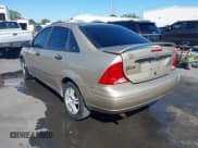 ✅ 2000 Ford Focus SE • VIN: 1FAFP3436YW425152 • Lot: 43600286. Listed on IAAI with 184,474 mi. Free auction sales archive from the USA and detailed vehicle history report at DreamBid. Image 3.