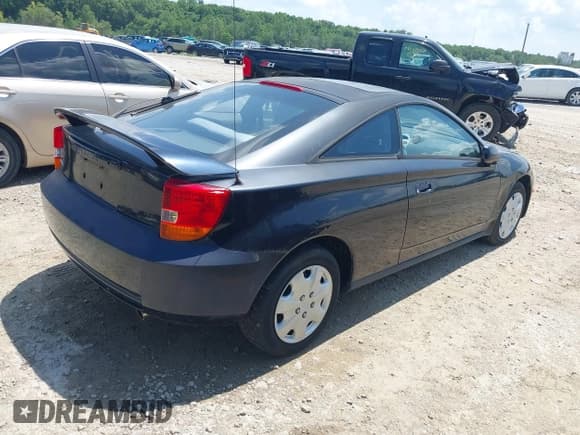 ✅ 2002 Toyota Celica GT • VIN: JTDDR32T920132273 • Lot: 42725701. Wystawiony na IAAI z przebiegiem 12 024 mil. Bezpłatny archiwum sprzedaży aukcyjnych z USA i szczegółowy raport historii pojazdu na DreamBid. Zdjęcie 4.