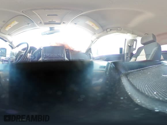 ✅ 2015 Chevrolet Silverado 2500HD LT • VIN: 1GC1KVE85FF178468 • Лот: 71610735. Опубликован ранее на Copart с пробегом 139 640 миль. Бесплатный доступ к архиву аукционных продаж из США и подробный отчёт об истории автомобиля на DreamBid. Изображение 14.