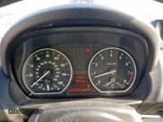 ✅ 2011 BMW 1 Series 135i • VIN: WBAUN7C51BVM24129 • Лот: 68351885. Опубликован ранее на Copart с пробегом 117 752 миль. Бесплатный доступ к архиву аукционных продаж из США и подробный отчёт об истории автомобиля на DreamBid. Изображение 9.