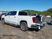 ✅ 2025 GMC Sierra 1500 SLT • VIN: 3GTUUDED3SG258228 • Лот: 43404808. Опубликован ранее на IAAI с пробегом 4 609 миль. Бесплатный доступ к архиву аукционных продаж из США и подробный отчёт об истории автомобиля на DreamBid. Изображение 3.