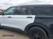 ✅ 2021 Ford Police Interceptor Utility • VIN: 1FM5K8AB1MGA24900 • Lot: 41146753. Listed on IAAI with 87,619 mi. Free auction sales archive from the USA and detailed vehicle history report at DreamBid. Image 13.