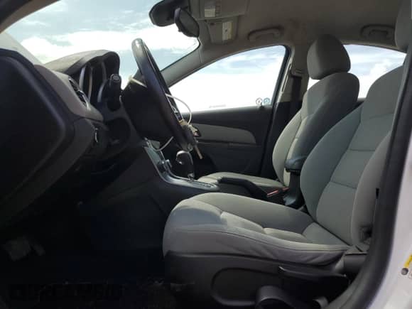 2014 Chevrolet Cruze 1LT с VIN 1G1PC5SB2E7115904, выставлен на аукционе Copart как лот 56834585 с пробегом 155 168 миль миль и Чистый • Clean title. История ставок и продаж доступна на DreamBid. Изображение 7.