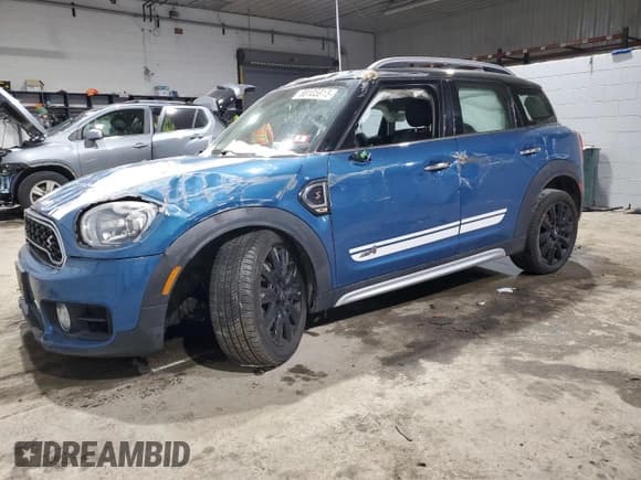 ✅ 2019 MINI Countryman Cooper S • VIN: WMZYT5C58K3J87925 • Lot: 88105915. Wystawiony na Copart z przebiegiem 84 983 mil. Bezpłatny archiwum sprzedaży aukcyjnych z USA i szczegółowy raport historii pojazdu na DreamBid. Zdjęcie 1.