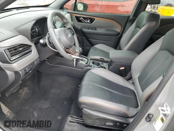 ✅ 2025 Subaru Forester Special Sports • VIN: JF2SLDHC5SH547843 • Lot: 68580955. Wystawiony na Copart z przebiegiem 6 317 mil. Bezpłatny archiwum sprzedaży aukcyjnych z USA i szczegółowy raport historii pojazdu na DreamBid. Zdjęcie 7.