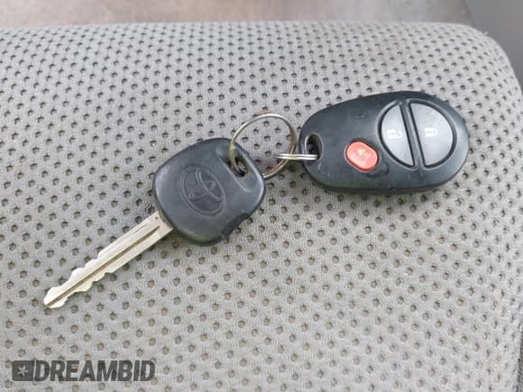 ✅ 2008 Toyota Tacoma • VIN: 5TELU42N28Z525722 • Лот: 43750122. Опубликован ранее на IAAI с пробегом 200 334 миль. Бесплатный доступ к архиву аукционных продаж из США и подробный отчёт об истории автомобиля на DreamBid. Изображение 11.