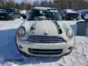 2011 MINI Hardtop with VIN WMWSU3C55BTX95535, listed as a Copart auction lot 44183835 with 105,491 mi miles and Clean title. Bid and sale history available at DreamBid. Image 5.