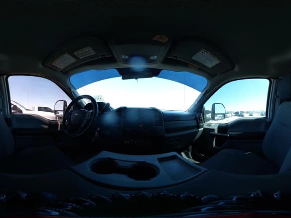 ✅ 2017 Ford F-250 XLT • VIN: 1FT7X2B68HEF18251 • Lot: 43143369. Listed on IAAI with 143,521 mi. Free auction sales archive from the USA and detailed vehicle history report at DreamBid. Image 18.