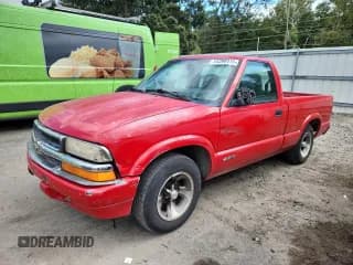 ✅ 2000 Chevrolet S-10 • VIN: 1GCCS1440YK132024 • Лот: 84399115. Опубликован ранее на Copart с пробегом 141 658 миль. Бесплатный доступ к архиву аукционных продаж из США и подробный отчёт об истории автомобиля на DreamBid. Изображение 1.