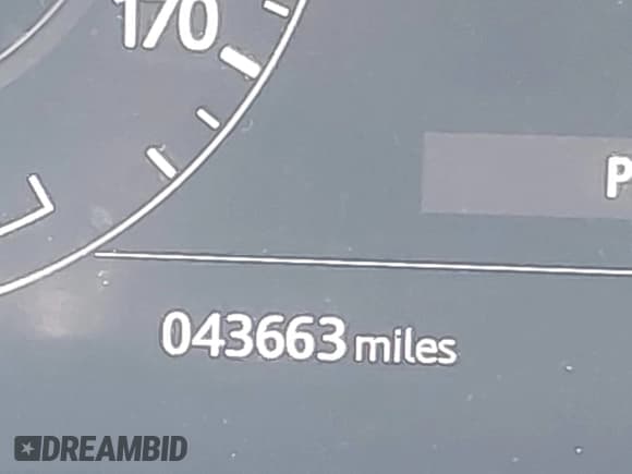 ✅ 2018 Land Rover Range Rover • VIN: SALGS2RE9JA392080 • Lot: 43351556. Listed on IAAI with 43,663 mi. Free auction sales archive from the USA and detailed vehicle history report at DreamBid. Image 15.