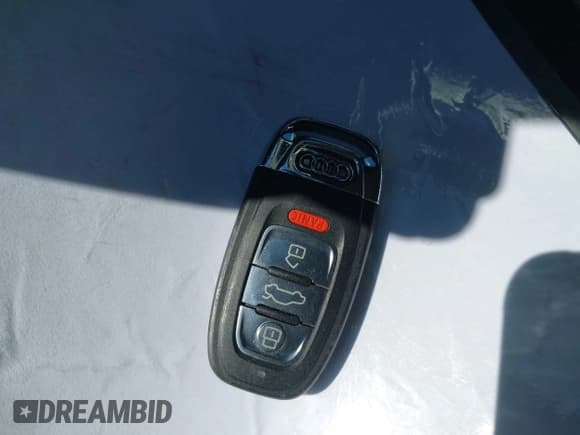 ✅ 2013 Audi A6 Premium Plus • VIN: WAUGFAFC4DN093342 • Лот: 42866734. Опубликован ранее на IAAI с пробегом 84 548 миль. Бесплатный доступ к архиву аукционных продаж из США и подробный отчёт об истории автомобиля на DreamBid. Изображение 11.