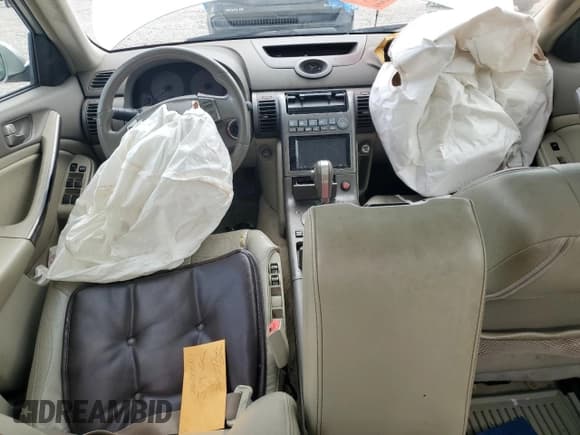 ✅ 2004 Infiniti G35 w/Leather • VIN: JNKCV51E94M103744 • Lot: 65177085. Listed on Copart with 178,543 mi. Free auction sales archive from the USA and detailed vehicle history report at DreamBid. Image 8.