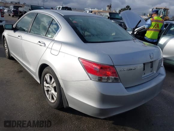 ✅ 2010 Honda Accord LX-P • VIN: 1HGCP2F43AA035918 • Lot: 43713299. Listed on IAAI with 160,177 mi. Free auction sales archive from the USA and detailed vehicle history report at DreamBid. Image 3.