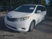 ✅ 2012 Toyota Sienna XLE AAS • VIN: 5TDYK3DC4CS186081 • Lot: 42481131. Wystawiony na IAAI z przebiegiem 187 849 mil. Bezpłatny archiwum sprzedaży aukcyjnych z USA i szczegółowy raport historii pojazdu na DreamBid. Zdjęcie 17.