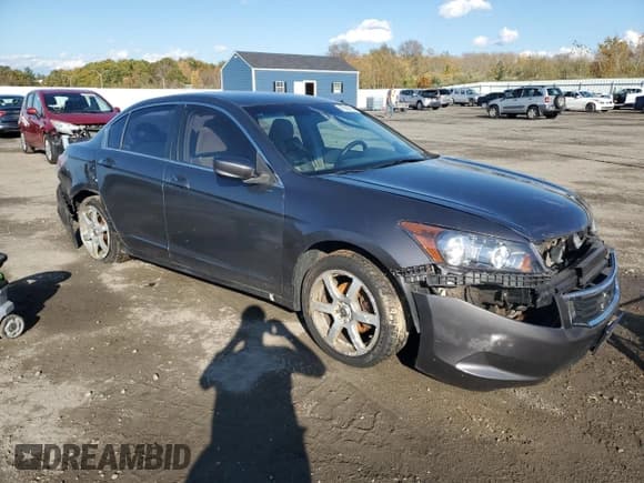✅ 2008 Honda Accord LX • VIN: 1HGCP26388A077213 • Lot: 89543405. Listed on Copart with 209,287 mi. Free auction sales archive from the USA and detailed vehicle history report at DreamBid. Image 4.