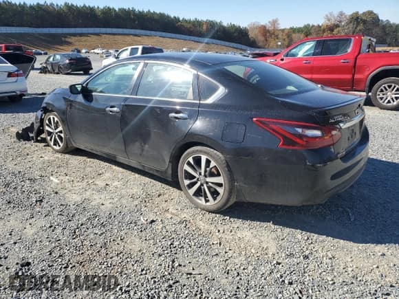 ✅ 2017 Nissan Altima SR • VIN: 1N4AL3AP0HC146696 • Lot: 90980645. Listed on Copart with 123,285 mi. Free auction sales archive from the USA and detailed vehicle history report at DreamBid. Image 2.