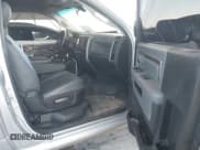 ✅ 2018 Ram 1500 Tradesman • VIN: 3C6JR7AG5JG310678 • Lot: 41203346. Wystawiony na IAAI z przebiegiem 146 717 mil. Bezpłatny archiwum sprzedaży aukcyjnych z USA i szczegółowy raport historii pojazdu na DreamBid. Zdjęcie 5.