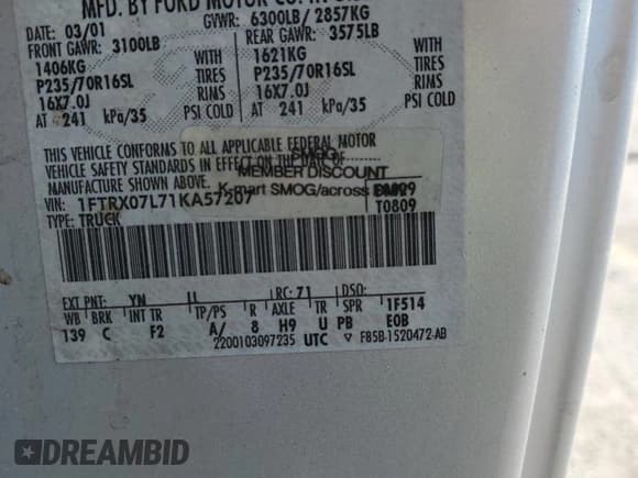 ✅ 2001 Ford F-150 XL • VIN: 1FTRX07L71KA57207 • Lot: 64843825. Listed on Copart with Not provided. Free auction sales archive from the USA and detailed vehicle history report at DreamBid. Image 12.