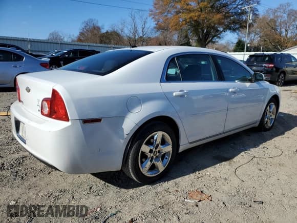 ✅ 2009 Chevrolet Malibu 1LT • VIN: 1G1ZH57B894134354 • Lot: 83018034. Listed on Copart with 175,036 mi. Free auction sales archive from the USA and detailed vehicle history report at DreamBid. Image 3.