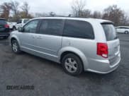 ✅ 2012 Dodge Grand Caravan SXT • VIN: 2C4RDGCG2CR111060 • Lot: 43682661. Wystawiony na IAAI z przebiegiem 144 314 mil. Bezpłatny archiwum sprzedaży aukcyjnych z USA i szczegółowy raport historii pojazdu na DreamBid. Zdjęcie 3.