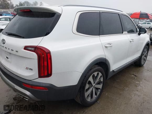 ✅ 2020 Kia Telluride S • VIN: 5XYP64HC2LG091547 • Лот: 43769971. Опубликован ранее на IAAI с пробегом 99 187 миль. Бесплатный доступ к архиву аукционных продаж из США и подробный отчёт об истории автомобиля на DreamBid. Изображение 4.
