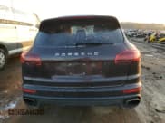 ✅ 2017 Porsche Cayenne • VIN: WP1AA2A28HKA83124 • Lot: 36621363. Listed on Copart with 39,608 mi. Free auction sales archive from the USA and detailed vehicle history report at DreamBid. Image 6.