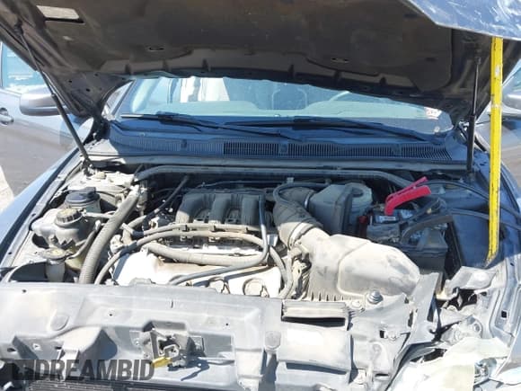 ✅ 2011 Ford Taurus SEL • VIN: 1FAHP2EW5BG189882 • Lot: 42006542. Wystawiony na IAAI z przebiegiem 208 661 mil. Bezpłatny archiwum sprzedaży aukcyjnych z USA i szczegółowy raport historii pojazdu na DreamBid. Zdjęcie 10.