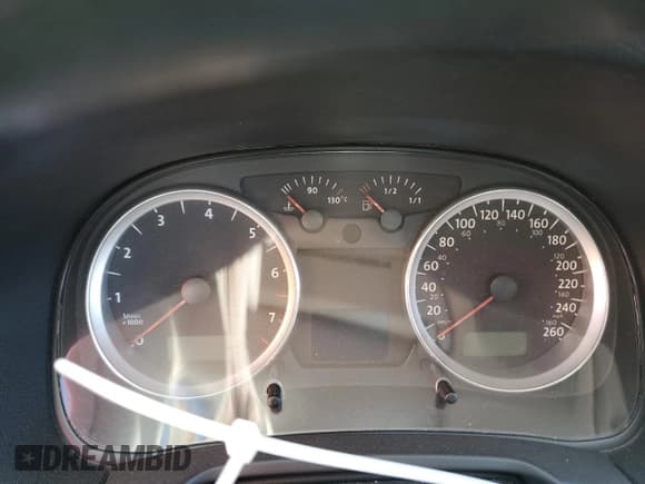 ✅ 2008 Volkswagen Golf • VIN: 9BWEL41J384013881 • Lot: 69623154. Listed on Copart with Not provided. Free auction sales archive from the USA and detailed vehicle history report at DreamBid. Image 9.