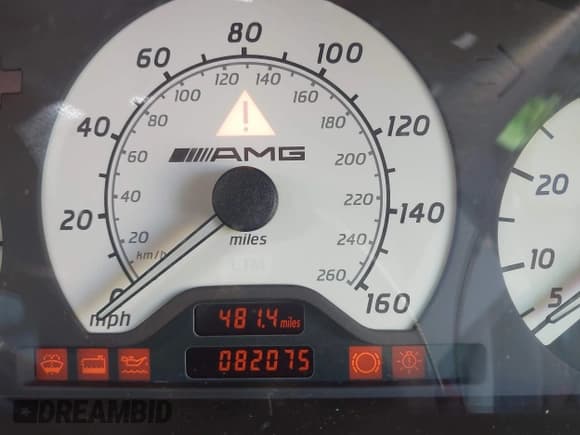 ✅ 1999 Mercedes-Benz C • VIN: WDBHA33G3XF889442 • Lot: 42403800. Listed on IAAI with 82,075 mi. Free auction sales archive from the USA and detailed vehicle history report at DreamBid. Image 7.