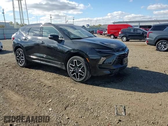 ✅ 2025 Chevrolet Blazer RS • VIN: 3GNKBKRS0SS109323 • Lot: 87287065. Listed on Copart with 18,117 mi. Free auction sales archive from the USA and detailed vehicle history report at DreamBid. Image 15.