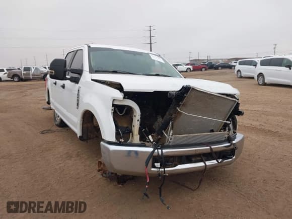 ✅ 2018 Ford F-250 XL • VIN: 1FT7W2B64JEC56737 • Lot: 43723466. Listed on IAAI with Not provided. Free auction sales archive from the USA and detailed vehicle history report at DreamBid. Image 6.