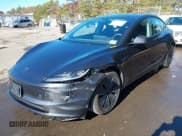 ✅ 2024 Tesla Model 3 • VIN: 5YJ3E1EA2RF761150 • Lot: 43537363. Wystawiony na IAAI z przebiegiem 14 237 mil. Bezpłatny archiwum sprzedaży aukcyjnych z USA i szczegółowy raport historii pojazdu na DreamBid. Zdjęcie 21.
