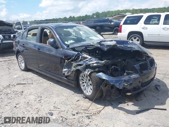 ✅ 2009 BMW 3 Series 328i • VIN: WBAPH775X9NM30908 • Lot: 42826473. Wystawiony na IAAI z przebiegiem 212 295 mil. Bezpłatny archiwum sprzedaży aukcyjnych z USA i szczegółowy raport historii pojazdu na DreamBid. Zdjęcie 1.