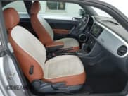 ✅ 2015 Volkswagen Beetle Fleet Edition • VIN: 3VWF17AT3FM654647 • Лот: 42336350. Опубликован ранее на IAAI с пробегом 44 312 миль. Бесплатный доступ к архиву аукционных продаж из США и подробный отчёт об истории автомобиля на DreamBid. Изображение 5.