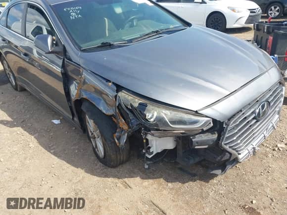 2018 Hyundai Sonata SE с VIN 5NPE24AFXJH625164, выставлен на аукционе IAAI как лот 42813390 с пробегом 124 740 миль миль и . История ставок и продаж доступна на DreamBid. Изображение 6.