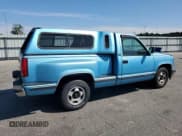 ✅ 1993 GMC Sierra 1500 • VIN: 1GTDC14H8PZ521648 • Lot: 67552465. Listed on Copart with 273,488 mi. Free auction sales archive from the USA and detailed vehicle history report at DreamBid. Image 3.