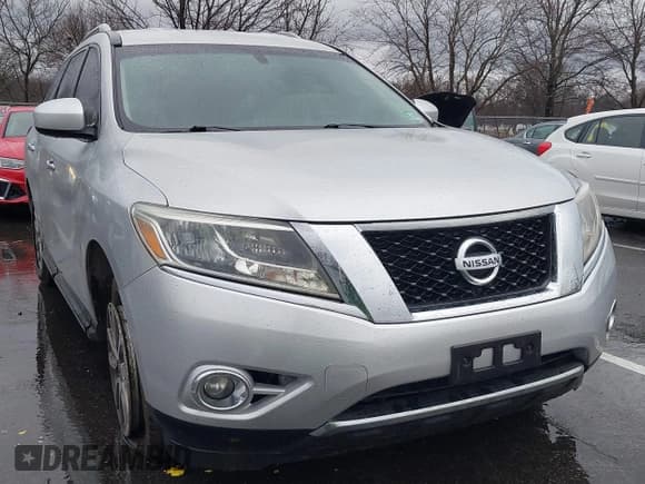 ✅ 2015 Nissan Pathfinder SL • VIN: 5N1AR2MM0FC687017 • Lot: 41059799. Wystawiony na IAAI z przebiegiem 87 041 mil. Bezpłatny archiwum sprzedaży aukcyjnych z USA i szczegółowy raport historii pojazdu na DreamBid. Zdjęcie 1.