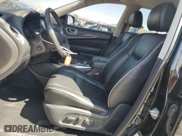 ✅ 2020 Infiniti QX60 Luxe • VIN: 5N1DL0MN4LC538388 • Lot: 71868135. Wystawiony na Copart z przebiegiem 91 323 mil. Bezpłatny archiwum sprzedaży aukcyjnych z USA i szczegółowy raport historii pojazdu na DreamBid. Zdjęcie 7.