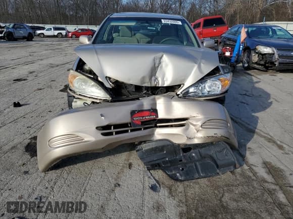 ✅ 2004 Toyota Camry SE • VIN: 4T1BE32K34U901500 • Lot: 93432095. Wystawiony na Copart z przebiegiem 194 253 mil. Bezpłatny archiwum sprzedaży aukcyjnych z USA i szczegółowy raport historii pojazdu na DreamBid. Zdjęcie 5.