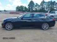 ✅ 2025 BMW 3 Series 330i xDrive • VIN: 3MW89CW09S8E99467 • Lot: 42555378. Wystawiony na IAAI z przebiegiem 16 290 mil. Bezpłatny archiwum sprzedaży aukcyjnych z USA i szczegółowy raport historii pojazdu na DreamBid. Zdjęcie 15.